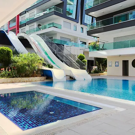 Konak Seaside Homes Lux Penthaus 3+1 Махмутлар