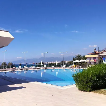 Апартаменты Konak Seaside Homes Lux Penthaus 3+1 Махмутлар