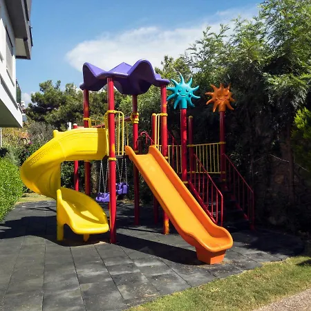 Konak Seaside Homes Lux Penthaus 3+1 * Махмутлар