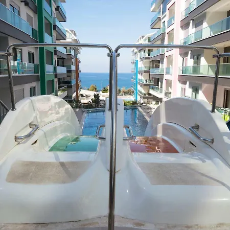 Апартаменты Konak Seaside Homes Lux Penthaus 3+1 Махмутлар