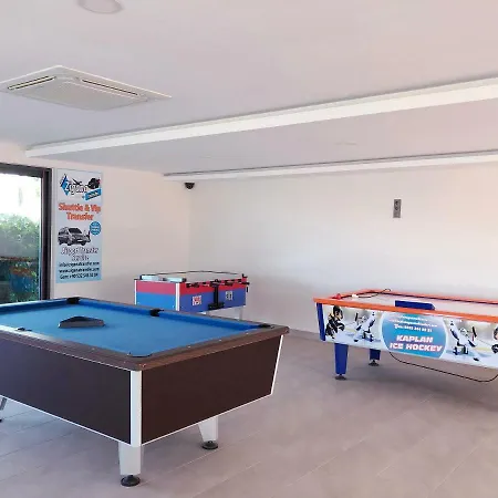 Konak Seaside Homes Lux Penthaus 3+1 아파트 마흐무틀라르